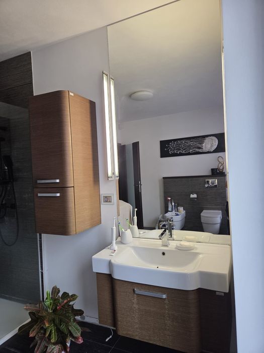 Mobilier baie  cu baterie