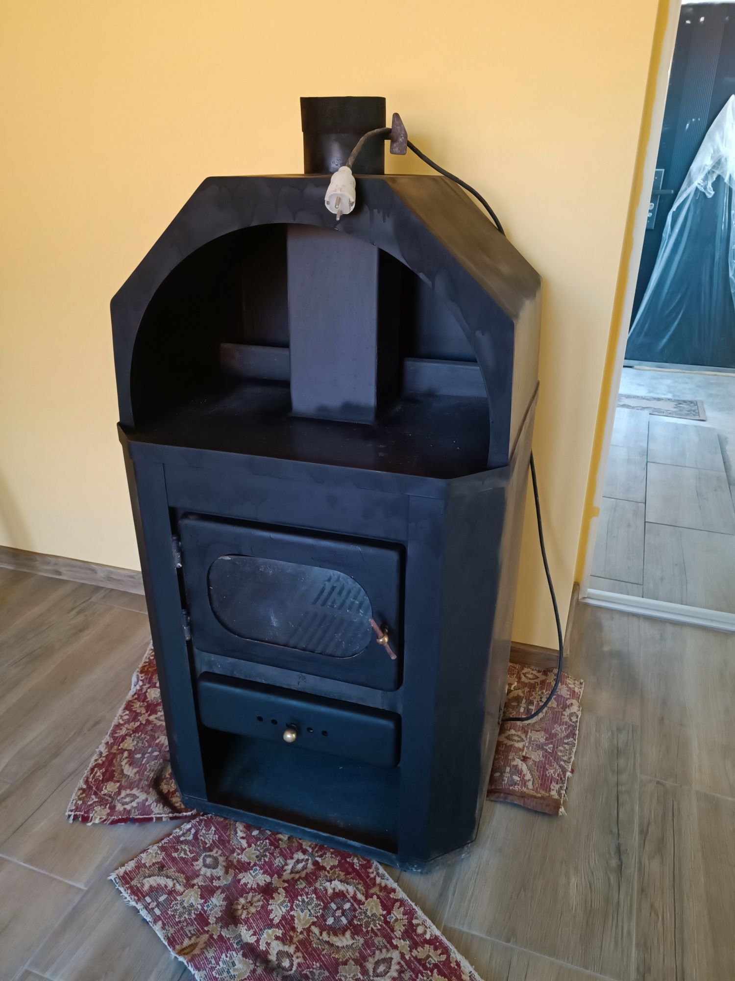 Продавам Камина 24 kW