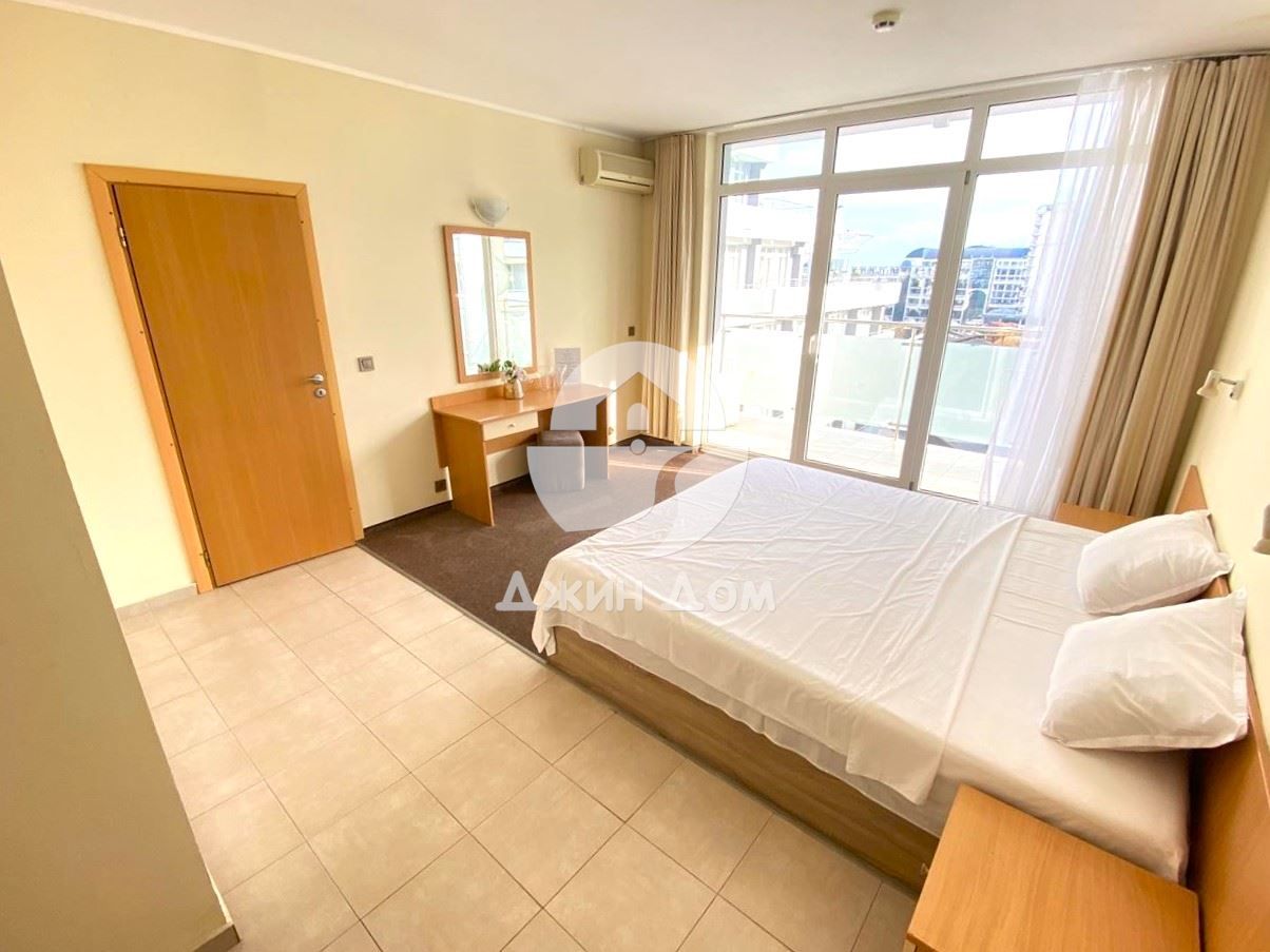 Продава се Двустаен апартамент в к.к. Слънчев бряг - 80 кв.м за 813 €/кв.м - Снимка #6
