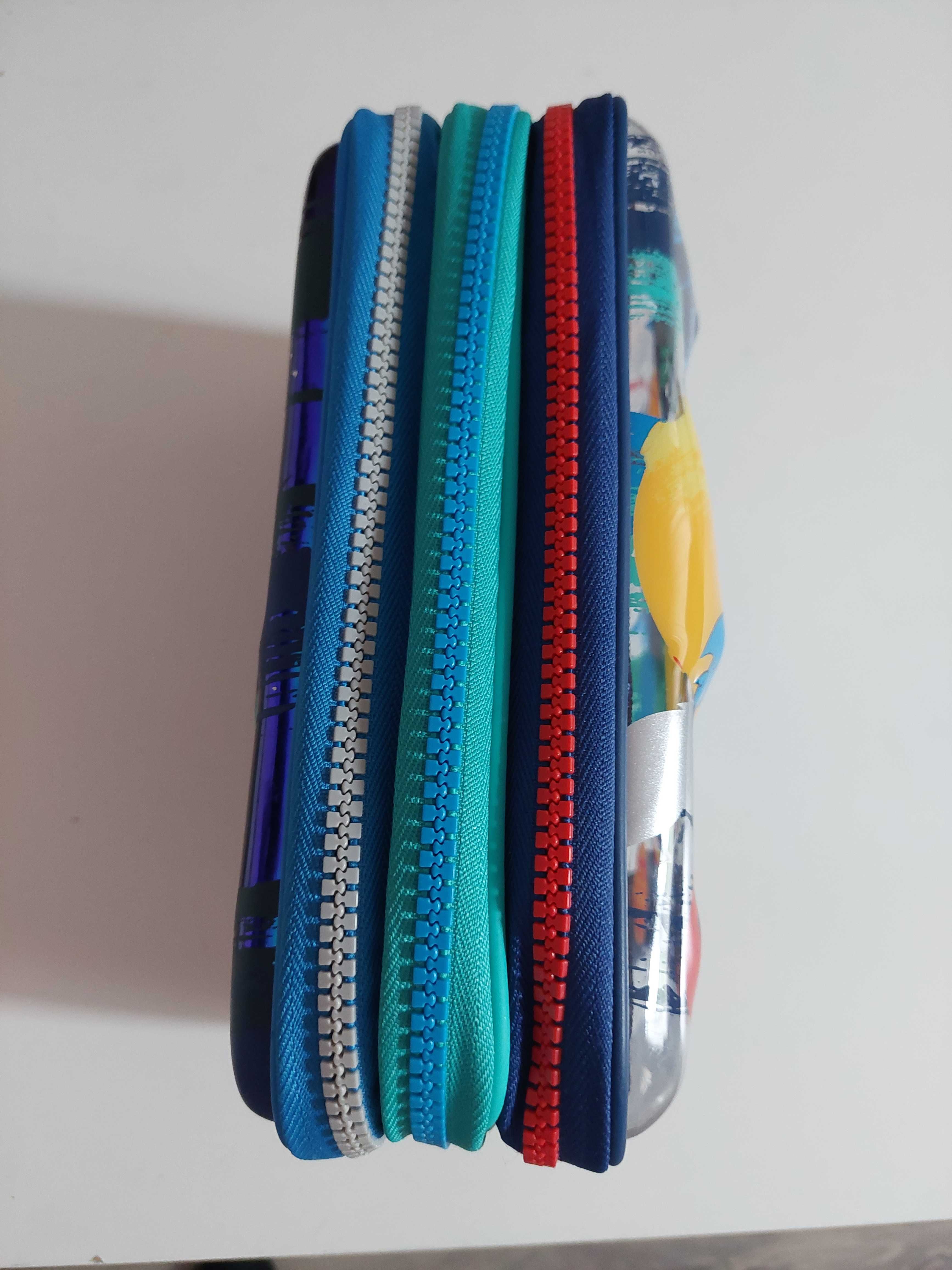 Ученически несесер  Smiggle