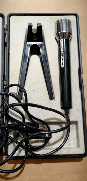 Microfon retro vintage de colecție Grundig GDM 313