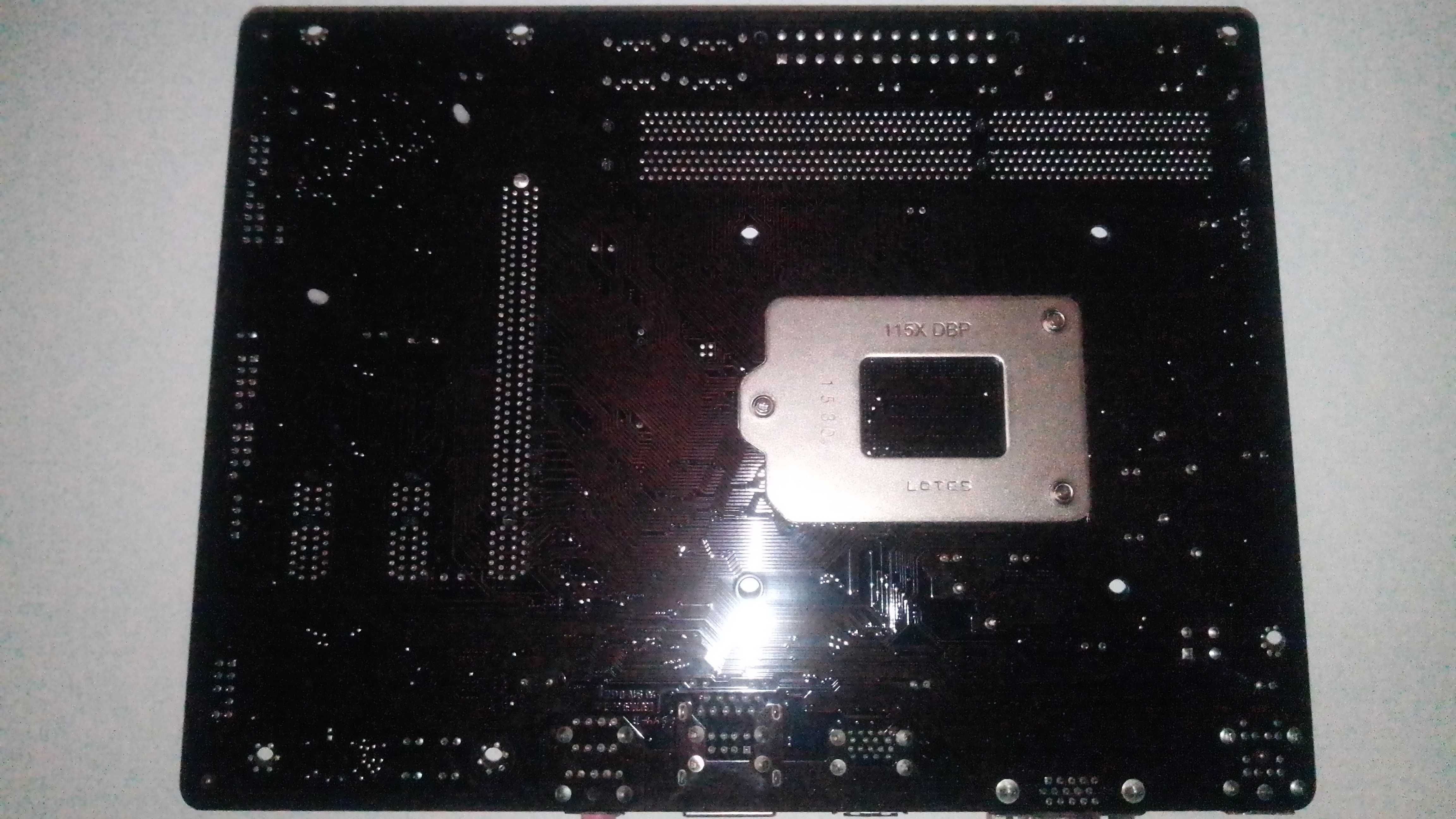 Placa de baza Gigabyte GA-H81M-S1   +  1 memorie de 8GB DDR3