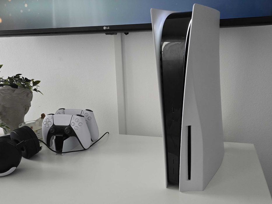 Consola PlayStation 5 (PS5) 825GB, White , Disk Edition