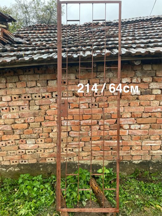 Метални врати и решетки