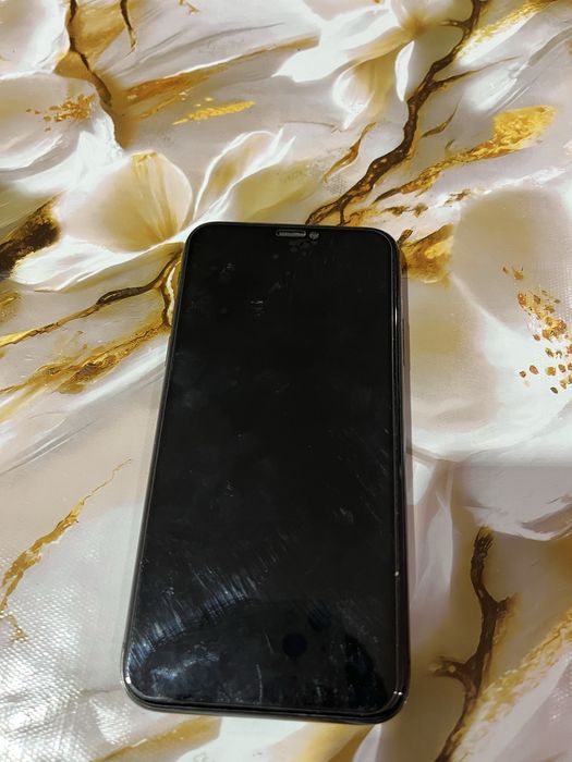 Iphone X icloudga tushgan