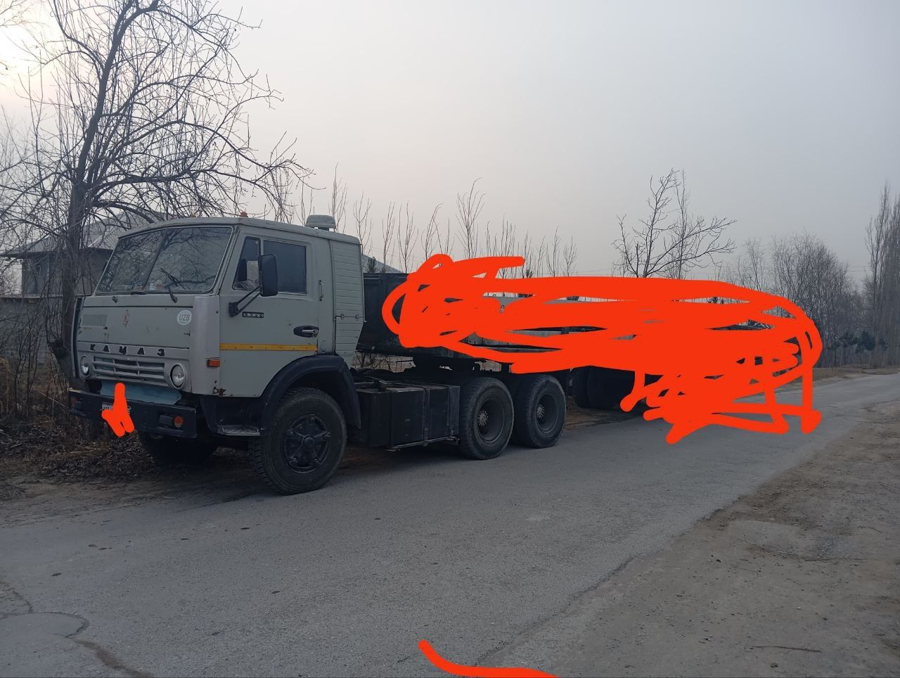 Kamaz tyagach sotiladi