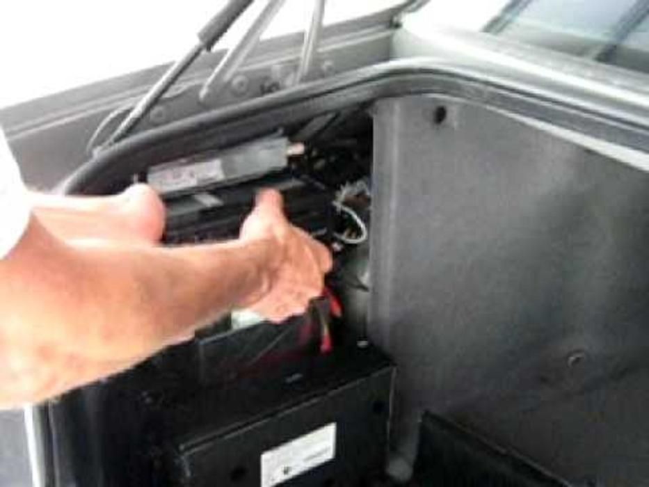 БМВ Съживяване на умрели МК3 и МК4 навигационни модули BMW