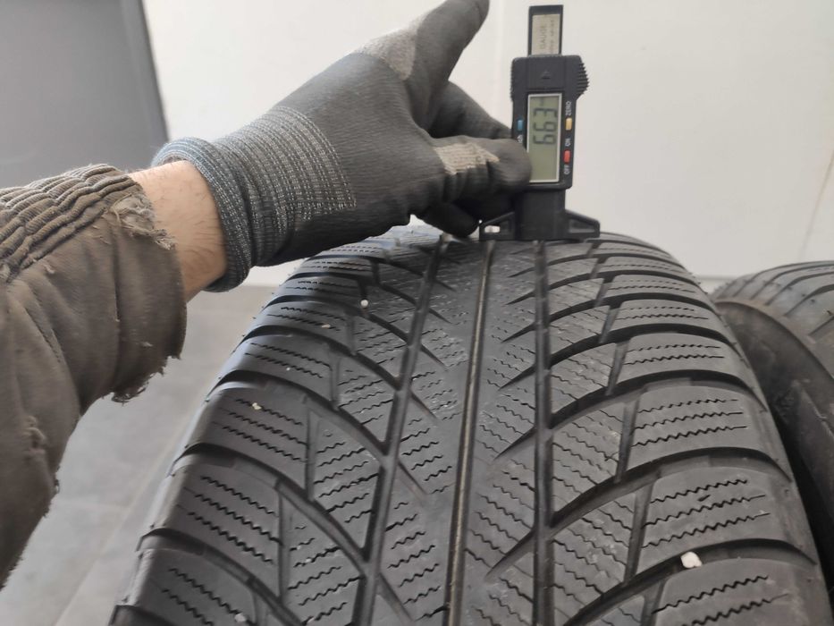 4бр Зимни Гуми 225 55 17 - Bridgestone Runflat