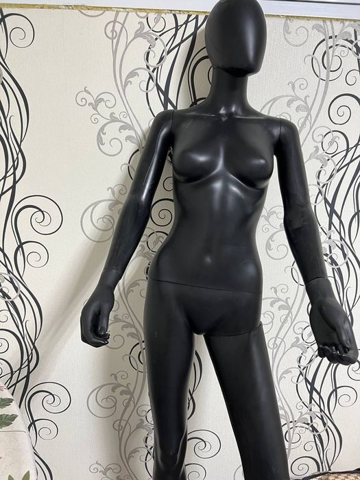 Продается готовый бизнес аренды свадебных, вечерних и детских платьев.