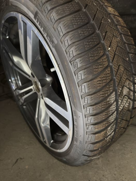 Set roti complet jante originale M + anvelope iarna pt Bmw g11 seria 7