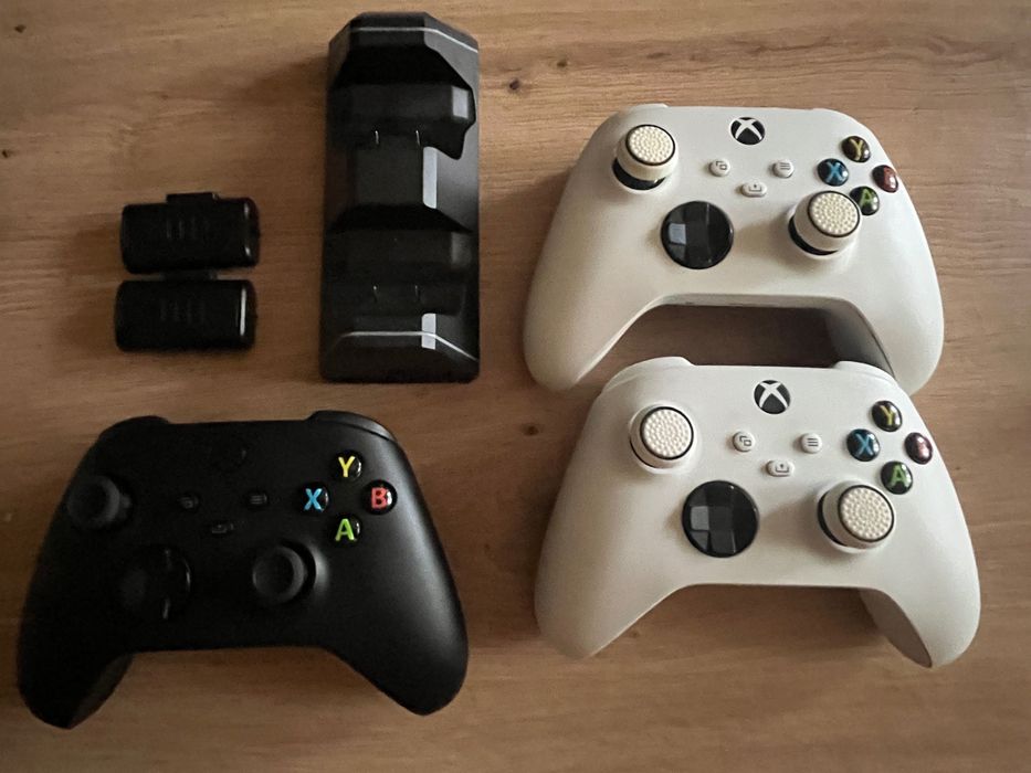 Xbox Series s 512 Gb + 3 manete