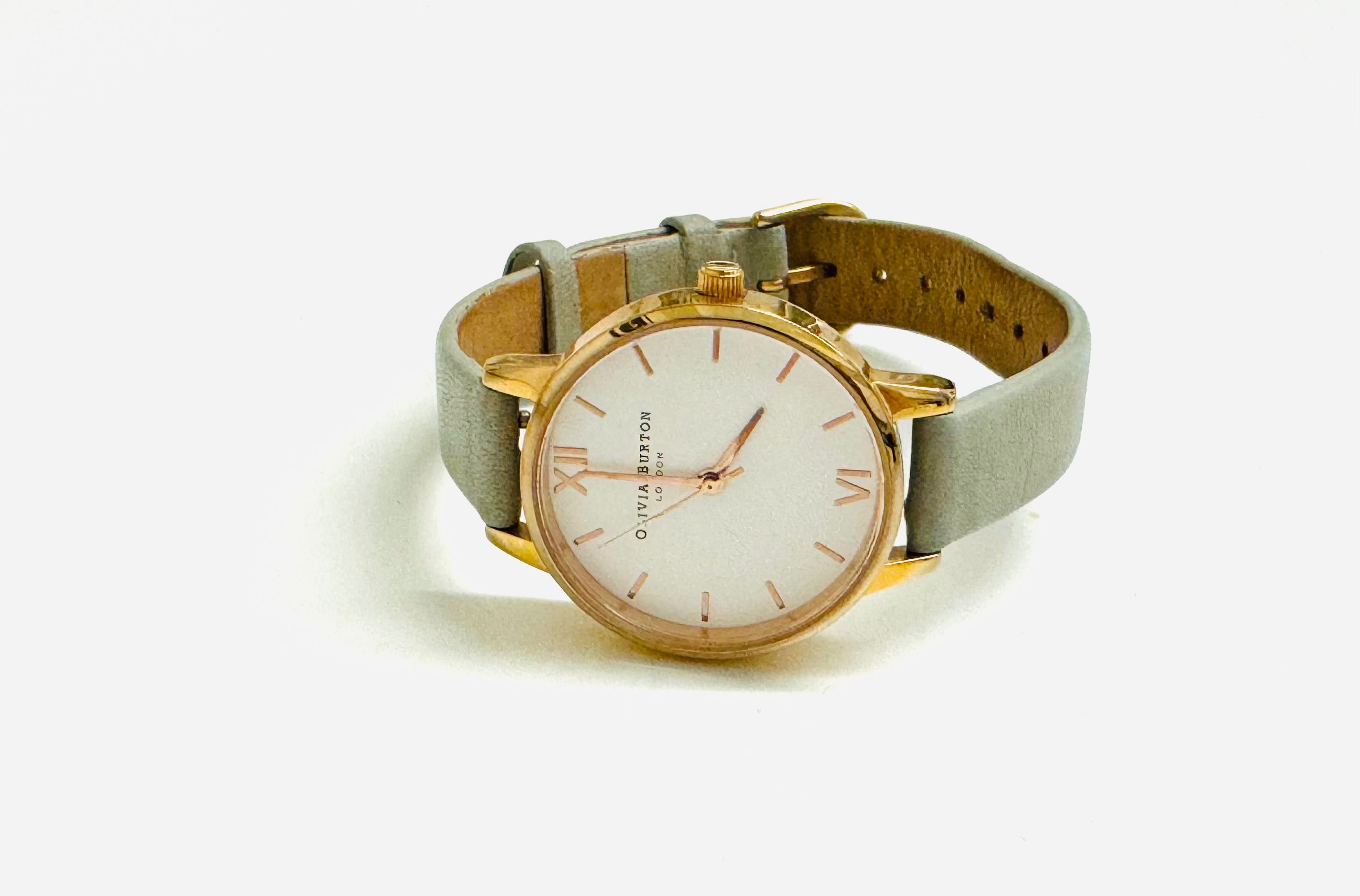 Стилен Дамски Часовник Olivia Burton