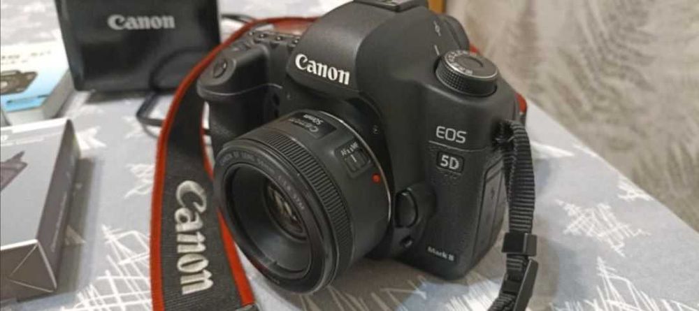 фотоаппарат Canon 5D Mark II