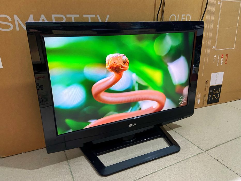 Телевизор LG 32 диагональ
