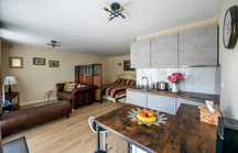 PROPRIETAR, inchiriez Studio + gradina proprie, cheltuieli incluse