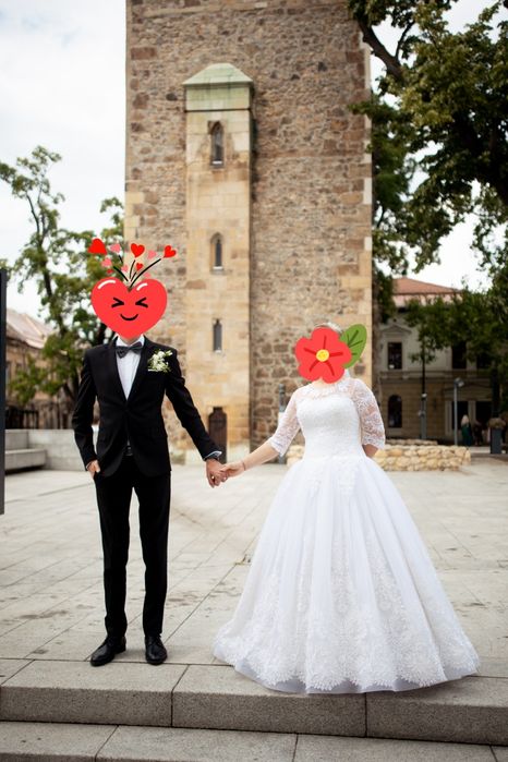 Vând Rochie De Mireasă