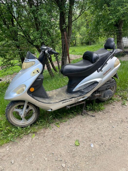 Vând scuter în perfecta stare de funcționare
