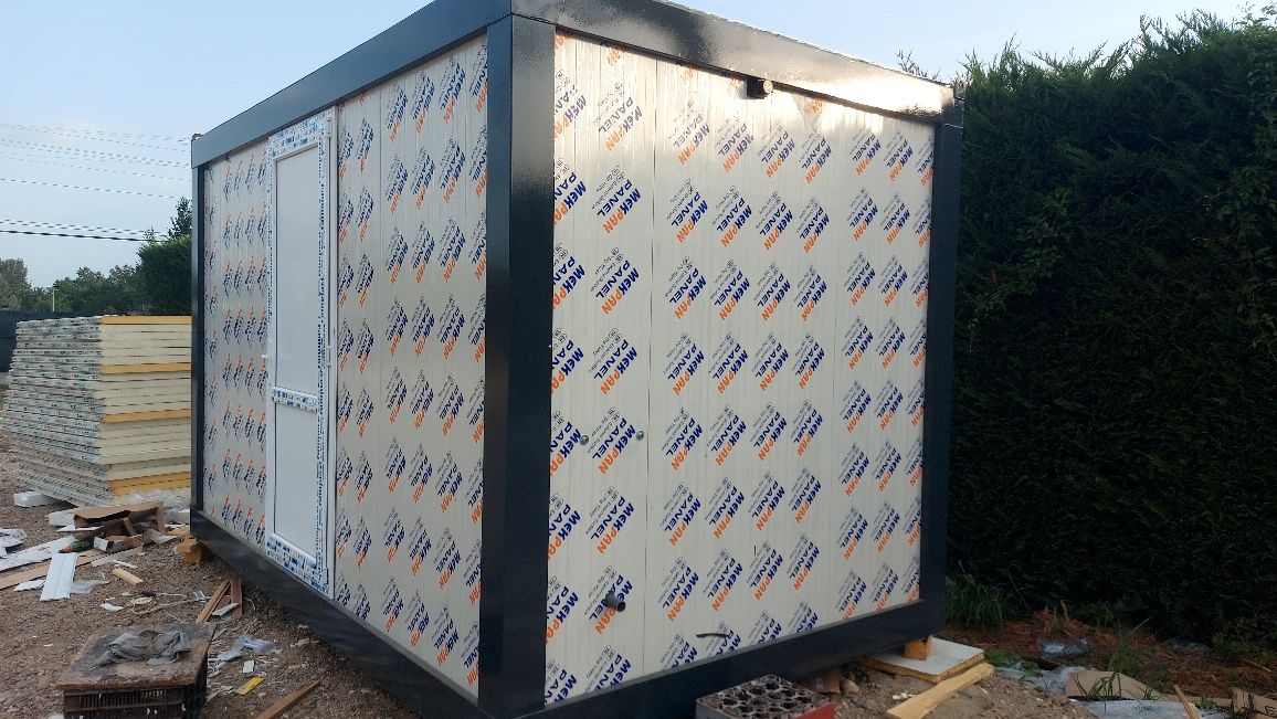Vand container tip sanitar propriu F/B