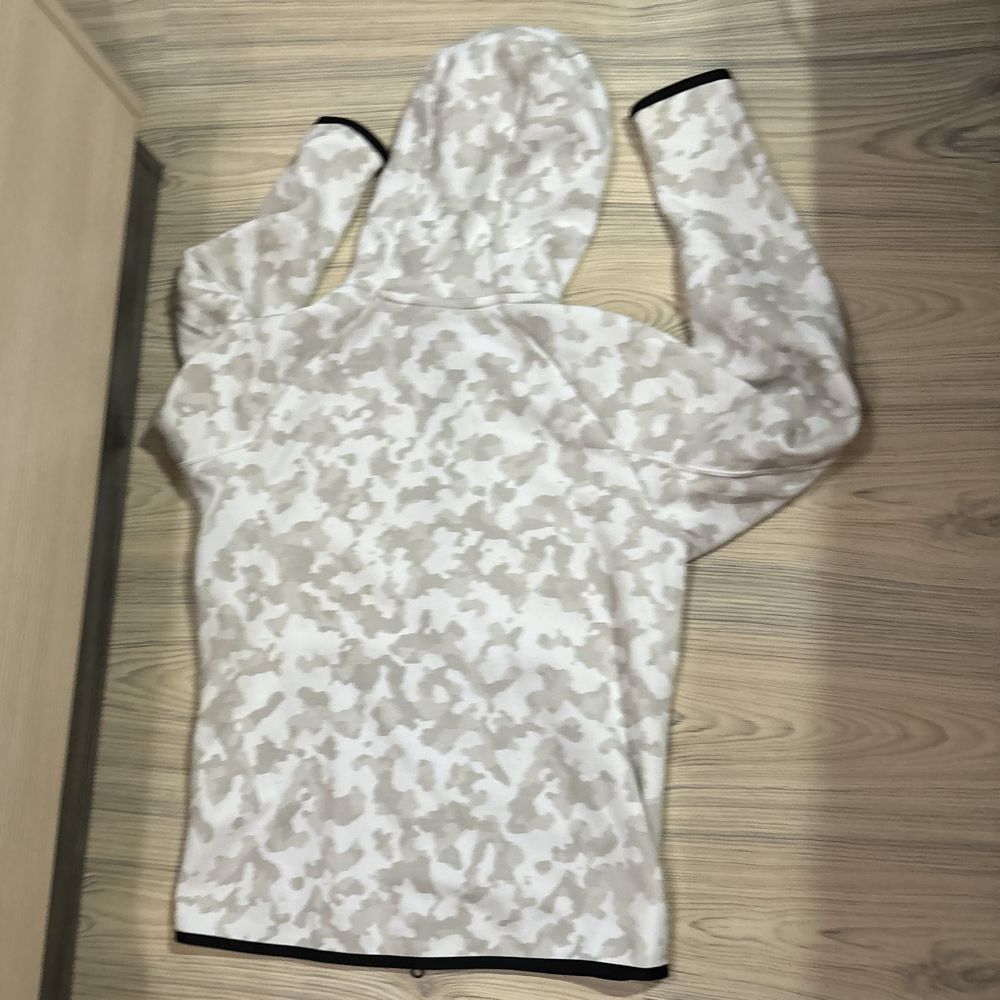 Рядък Nike Tech Fleece мъжки екип