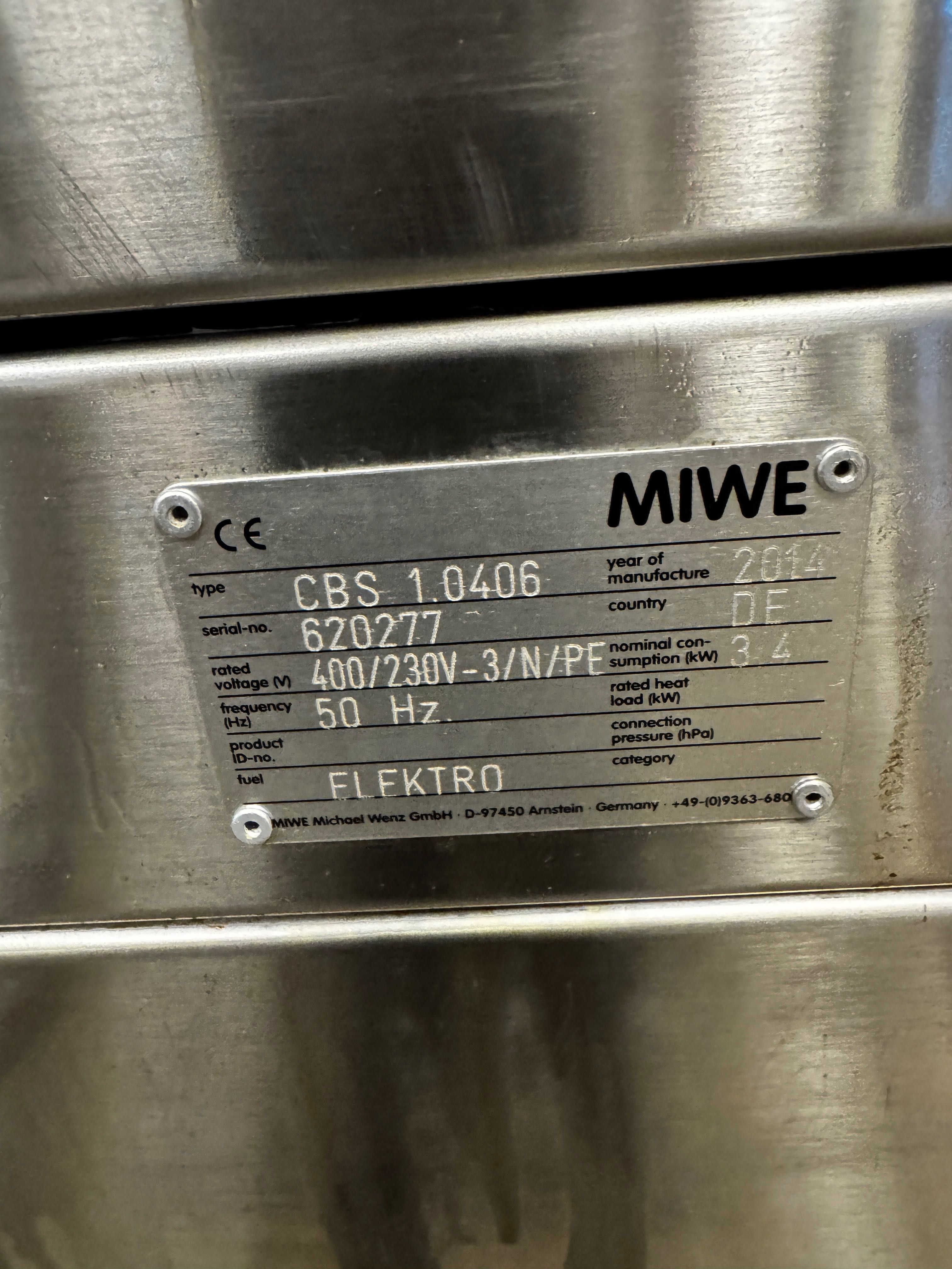Cuptor electric pentru patiserie MIWE CUBE  2014