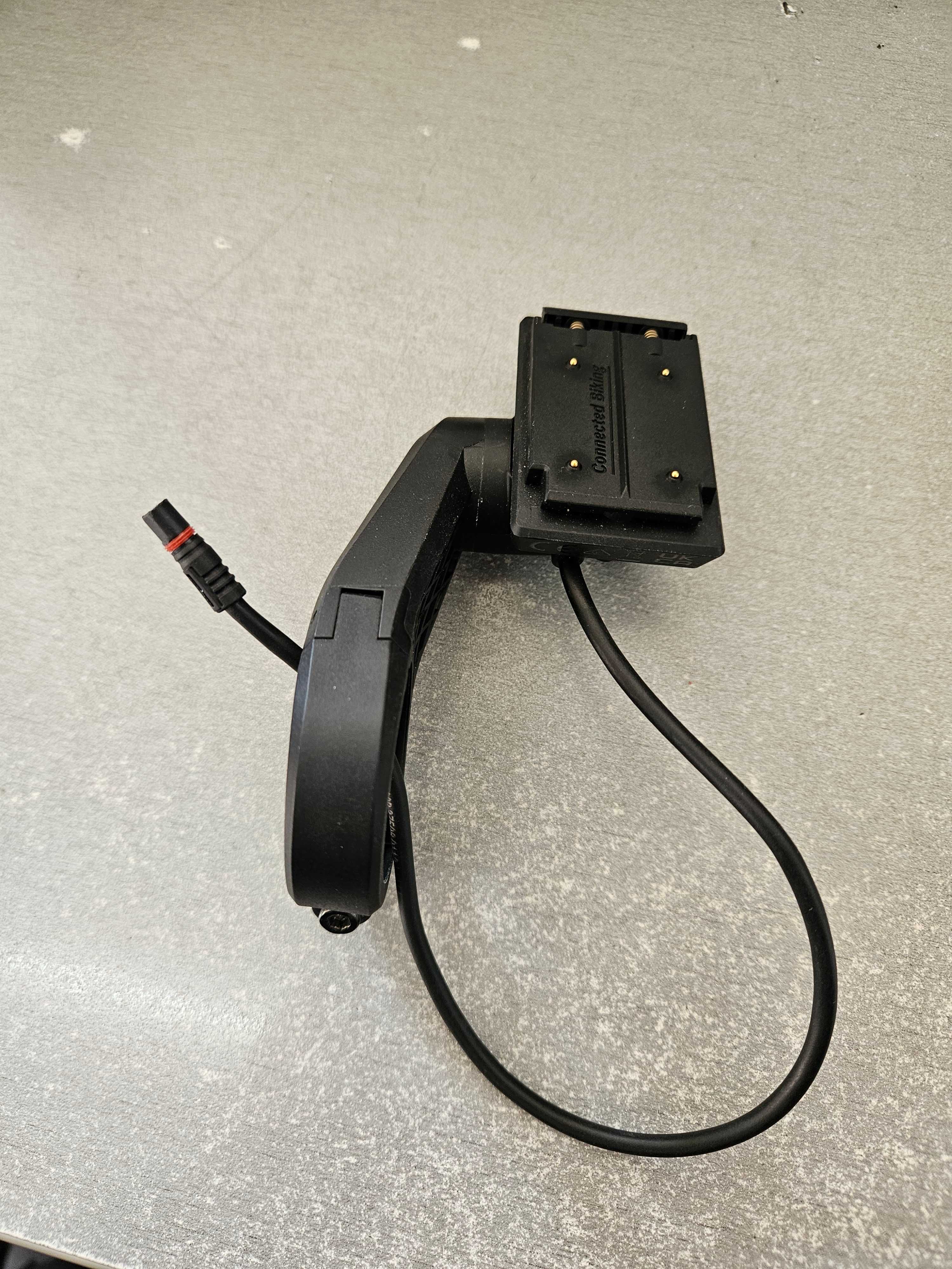 Дисплей BOSCH-Smart System KIOX 300 със стойка