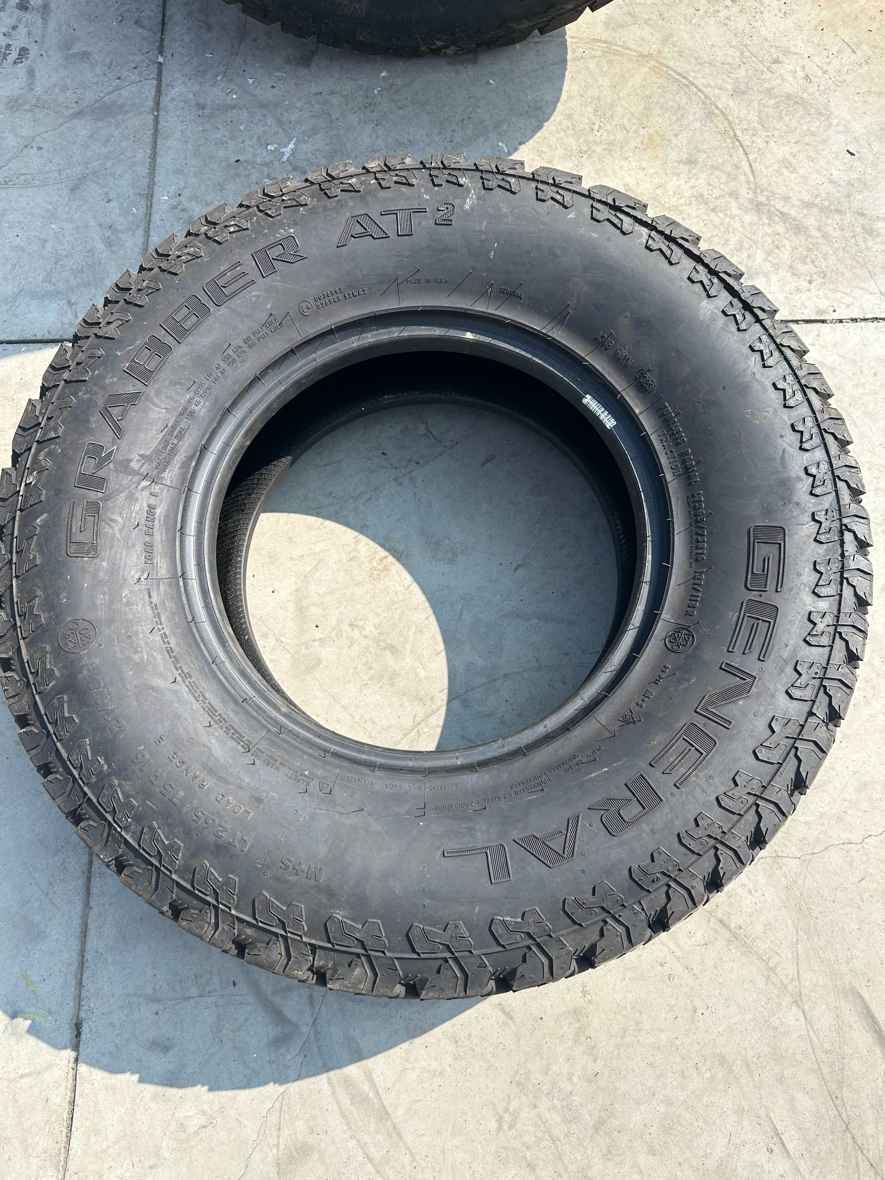 General Grabber AT2 265/75R16 - Livrare Rapida, Garantie, Stare buna!