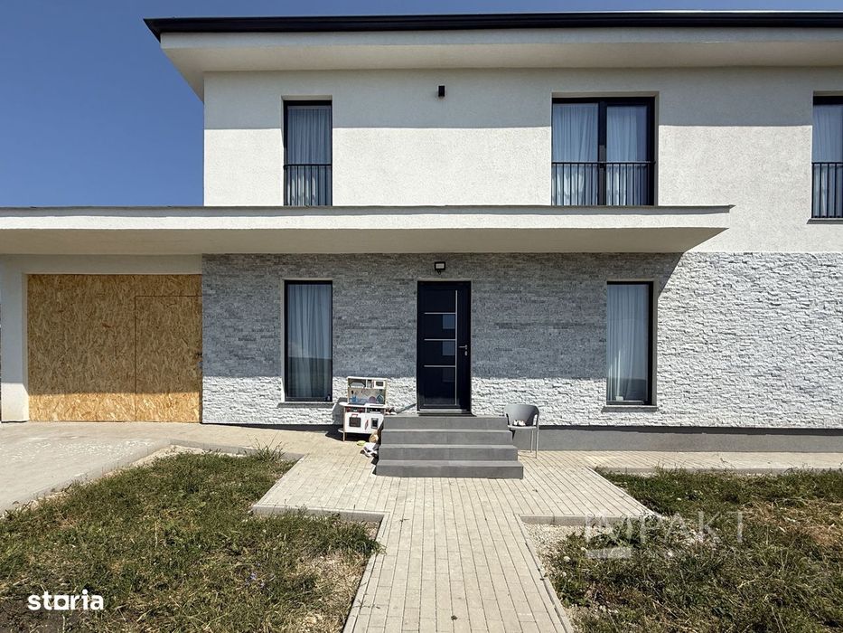 Casa indivuala intr-o zona linistita, în Chinteni!