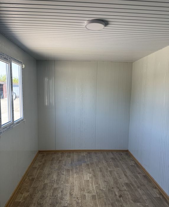 Vând containere tip birou