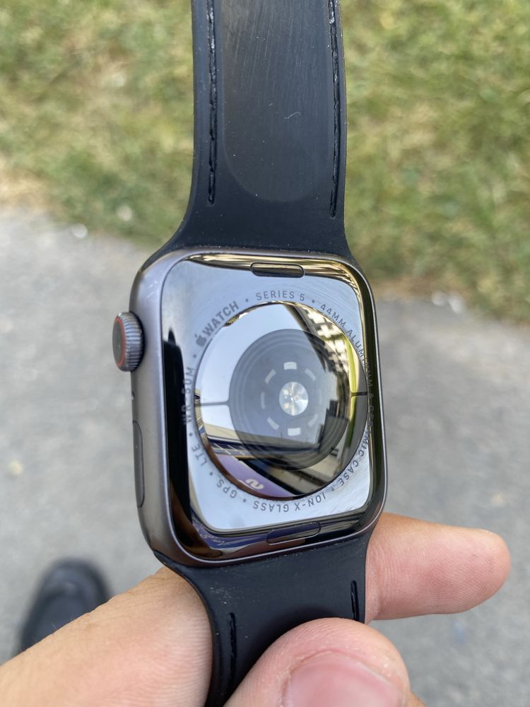 Apple watch 5 44mm 90% Gps Lte