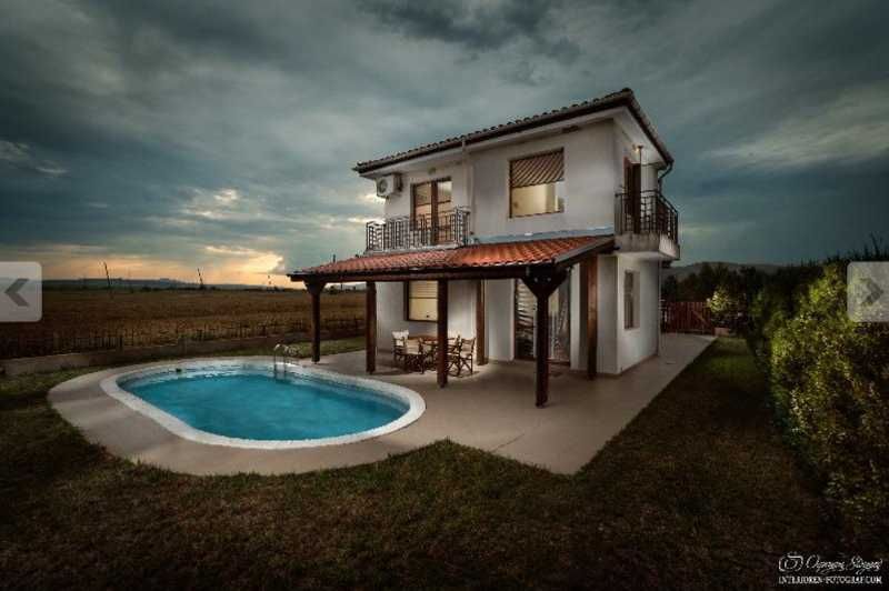 Дава се под наем Къща в с. Гюльовца, Област Бургас - 106 кв.м за 650 € - Снимка #8