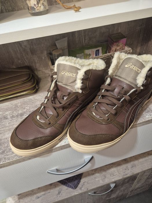 Asics зимни мъжки обувки