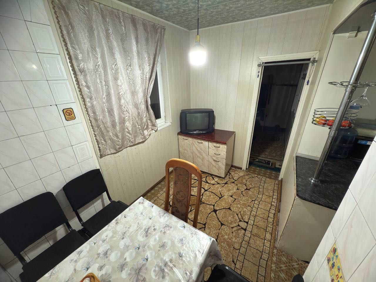 4х комнатная квартира, переделанная в 5 комнатную, на Юнусабаде