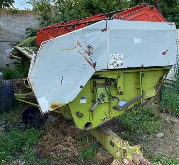Combina Claas Mega 218 Dominator