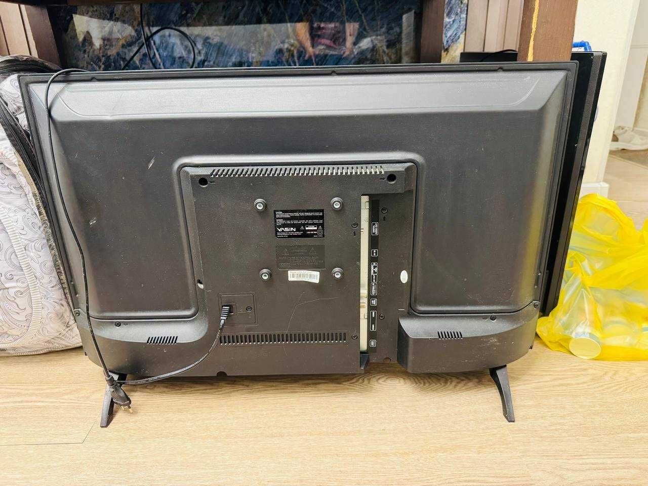 Телевизор YASIN 32"