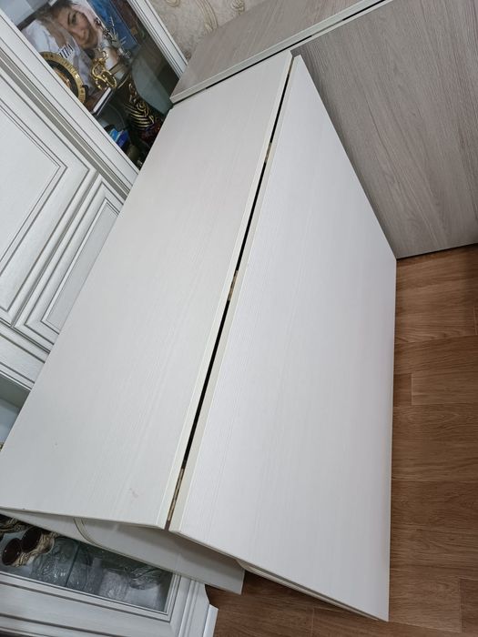 Жиналмалы стол залға