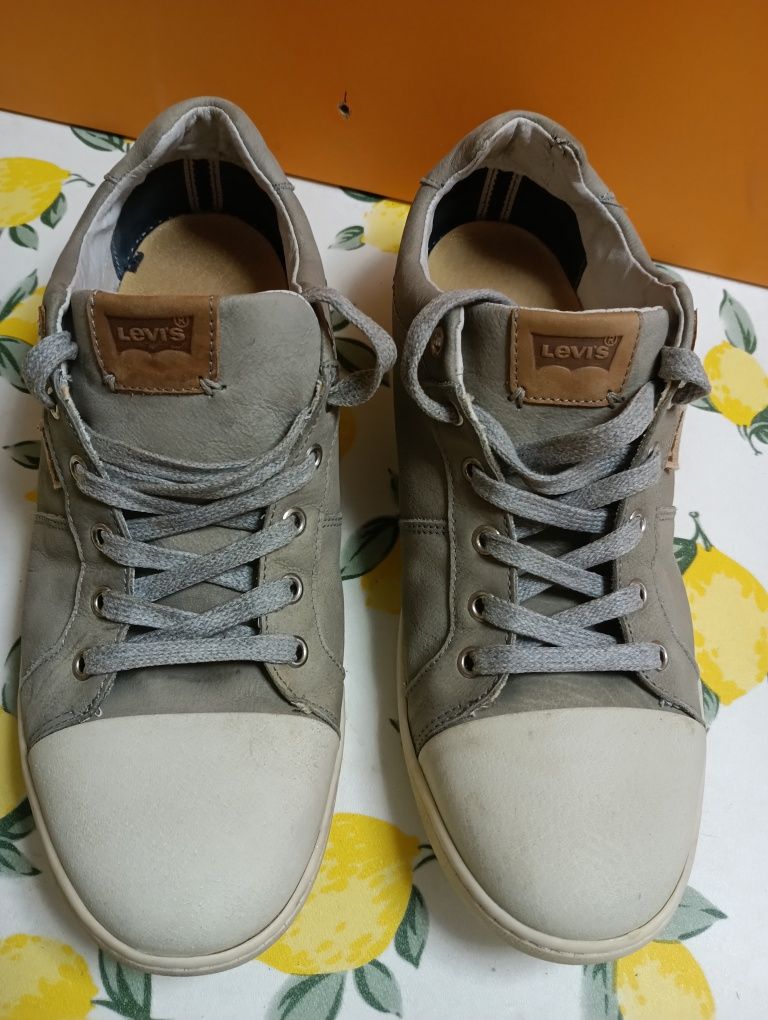 Levis N 45 кожени - 35 лв