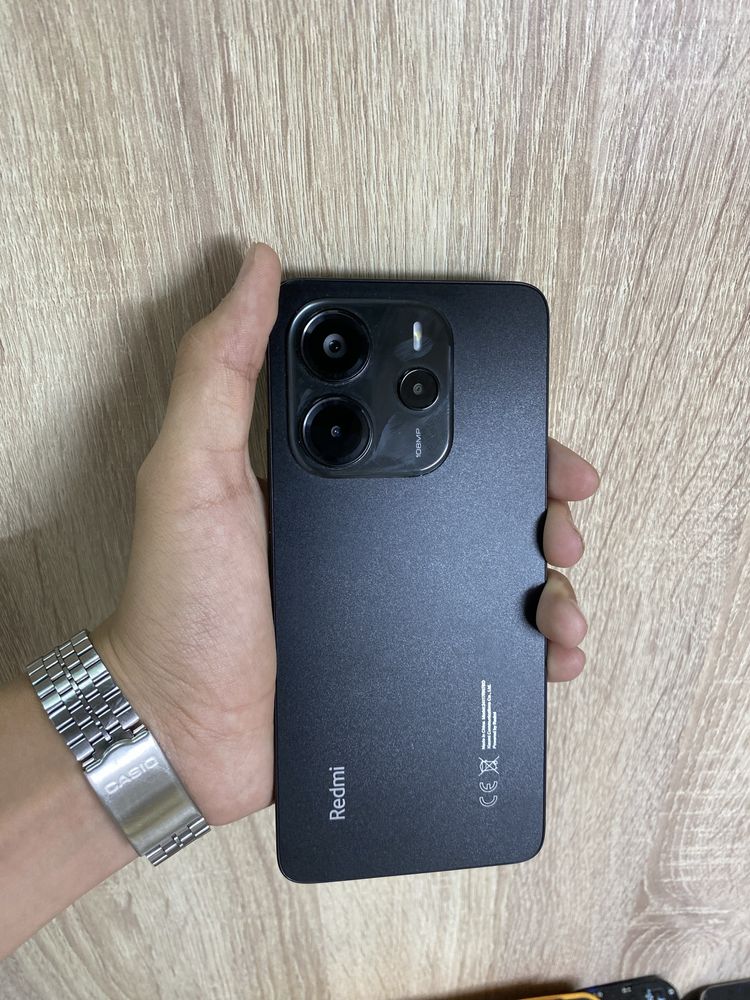 Redmi Note 14.