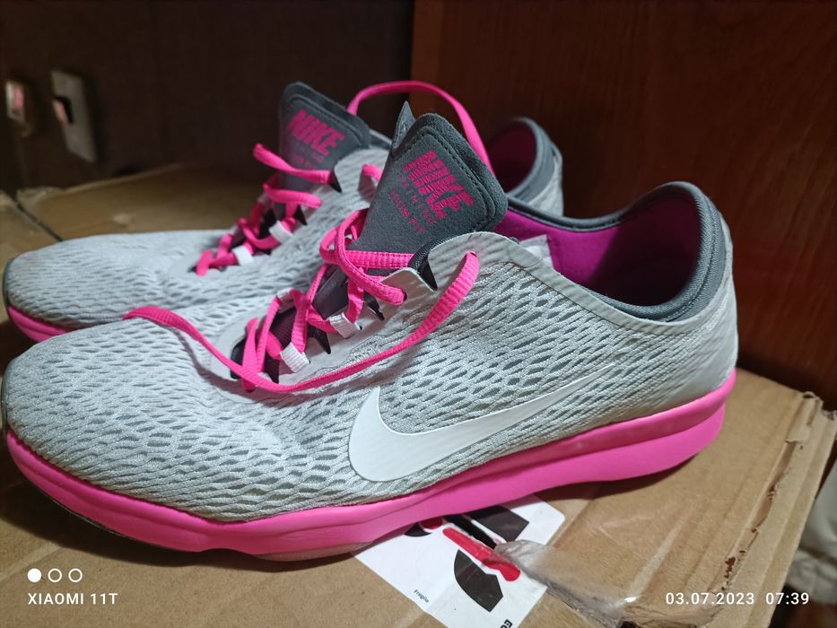 Дамски тренировъчни обувки Nike Zoom Fit
