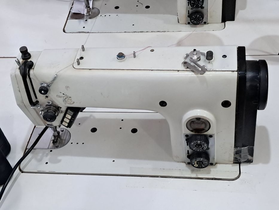 Mașini de cusut/6la număr