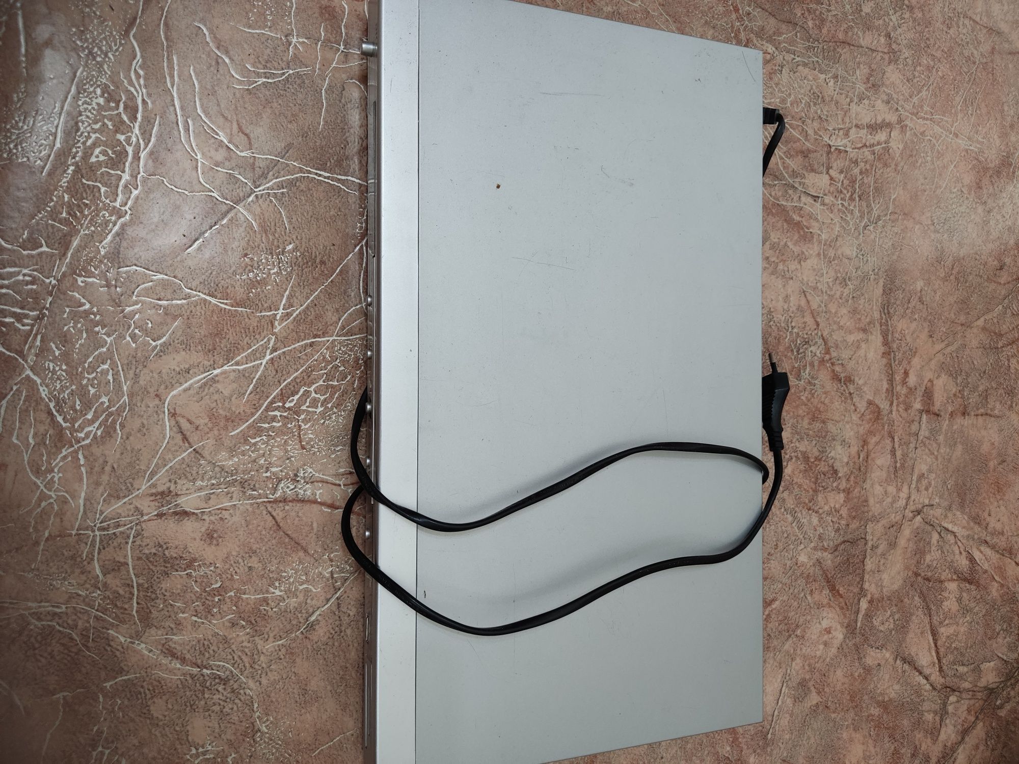 DVD player,два ресивера