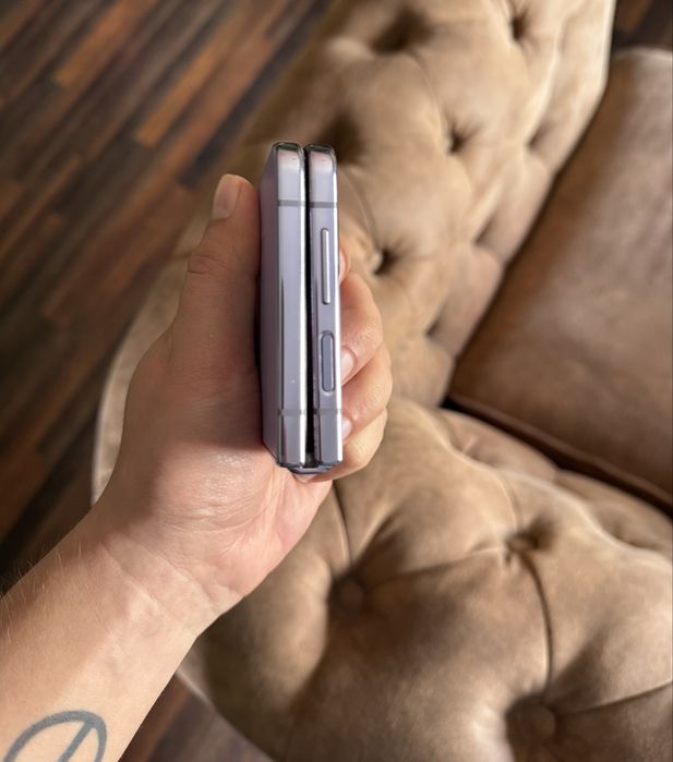 Samsung Flip 4 128GB