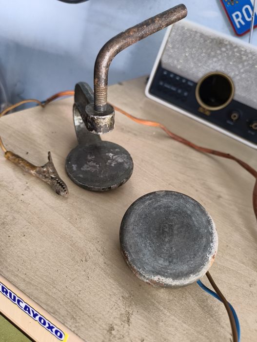 Presa electrica pentru vulcanizare cauciuc / camere bicicleta-motoreta