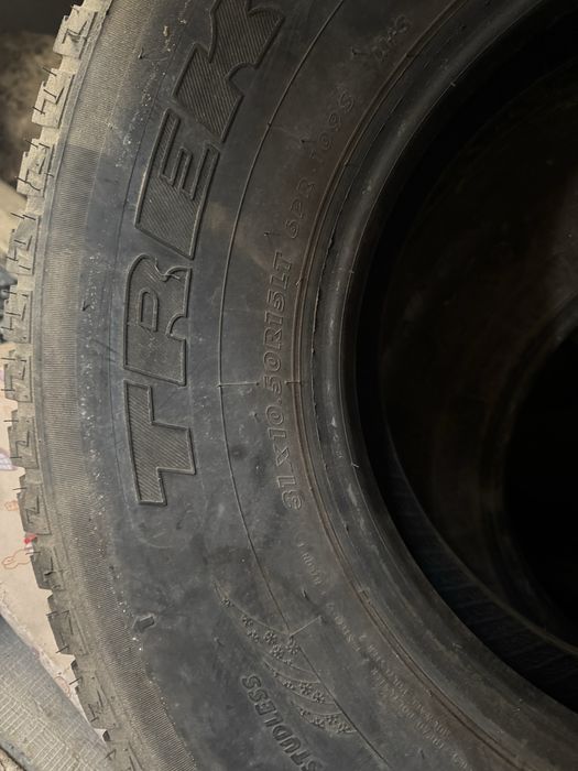Зимние шины, ездил два месяца, состояние новая