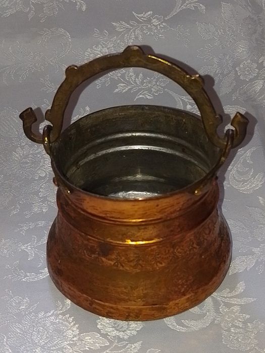 Старо медно менче, котле