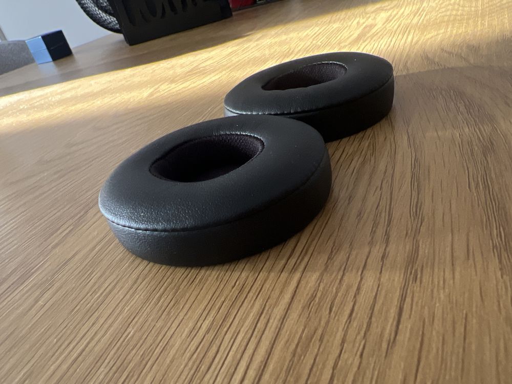 Beats Solo3 ear pads