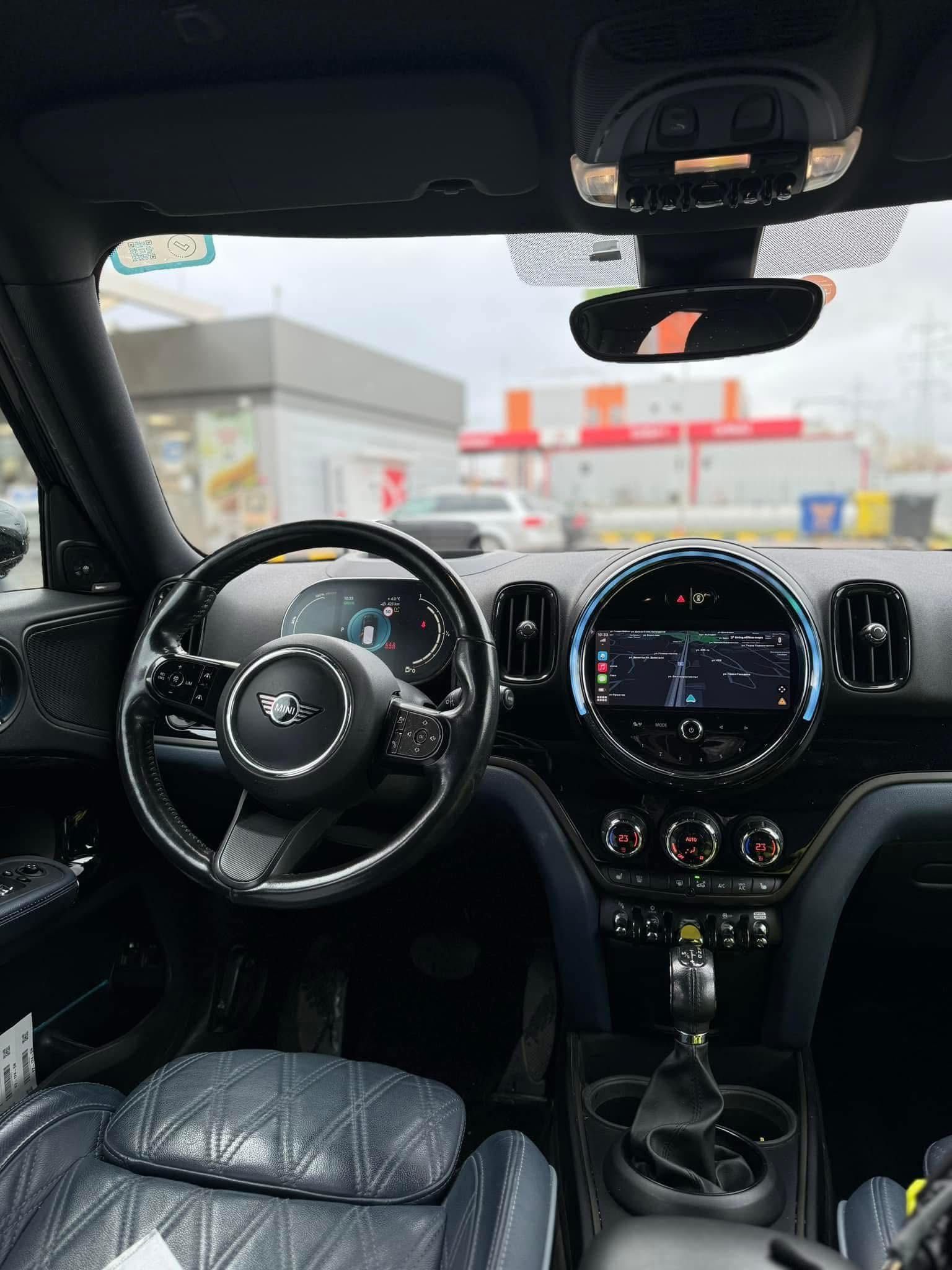 Продавам Mini Cooper