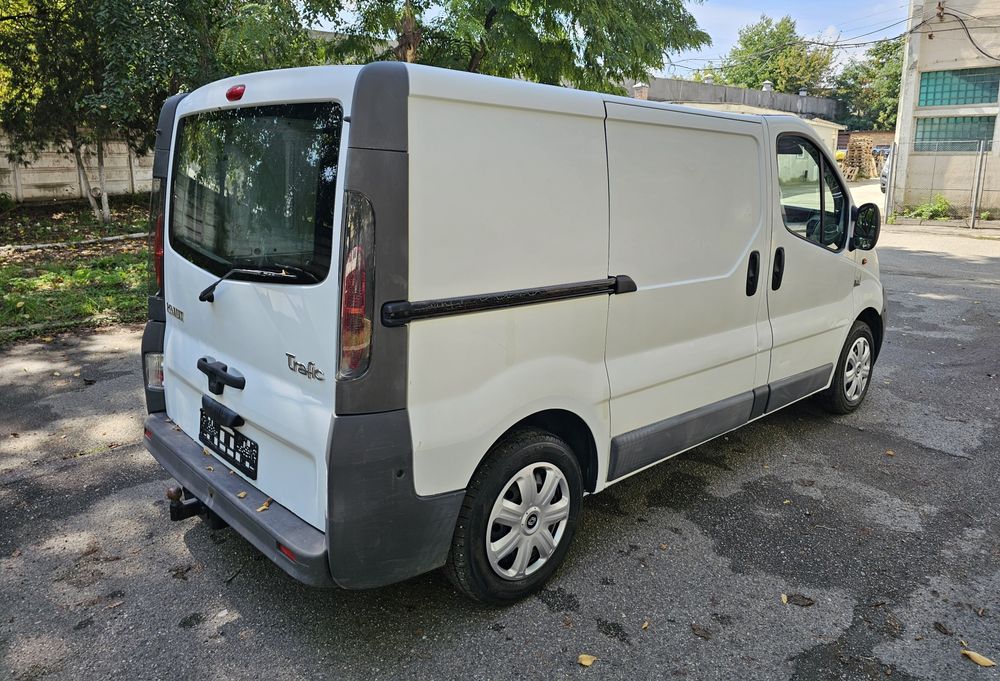 Renault Traffic 1.9 dci 101 cp 2005