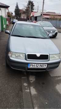 Masina Skoda Octavia