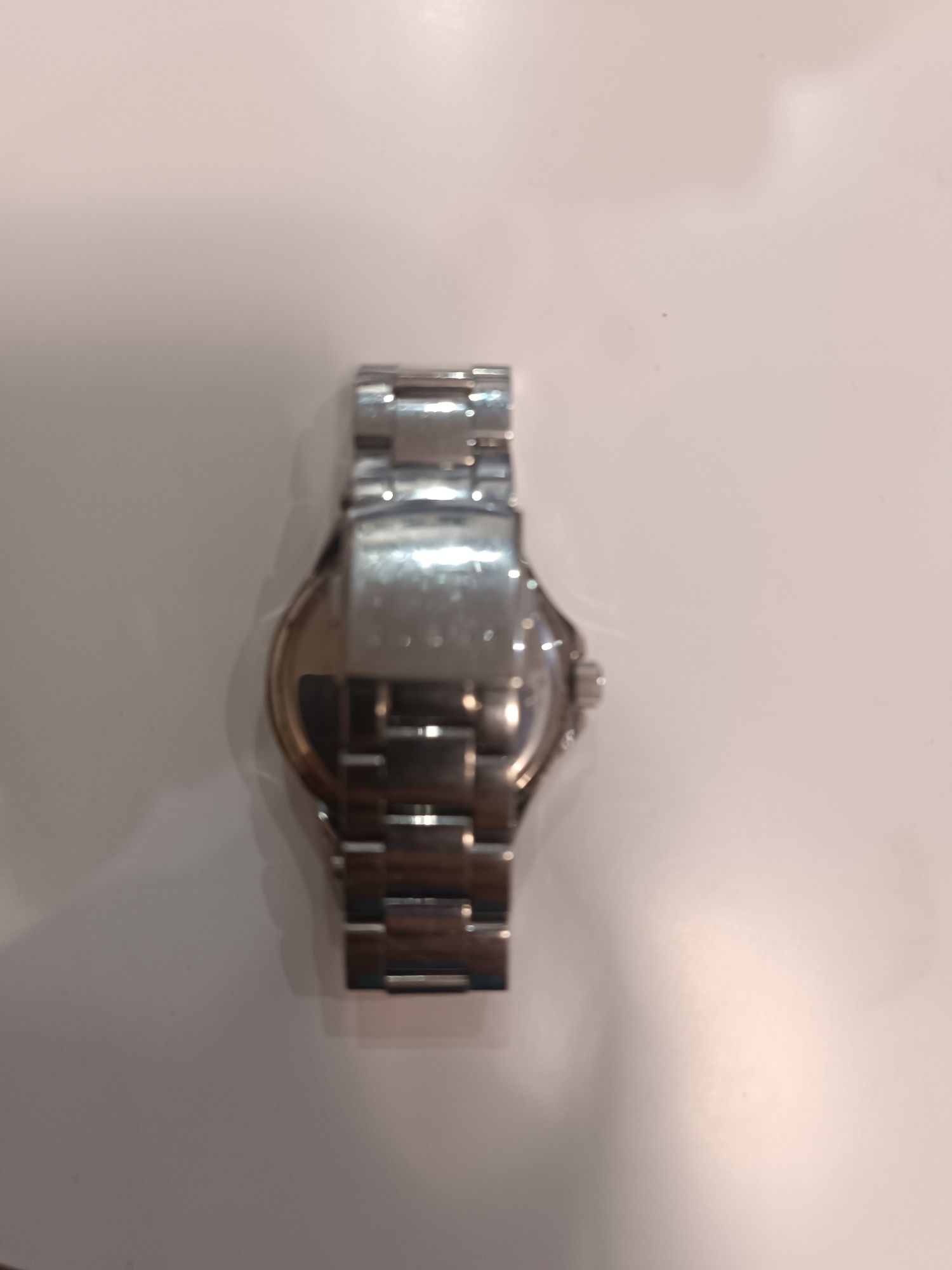 Дамски Часовник GUESS BRACELET