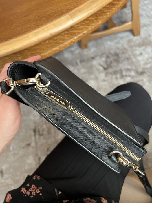 Geanta umar Michael Kors